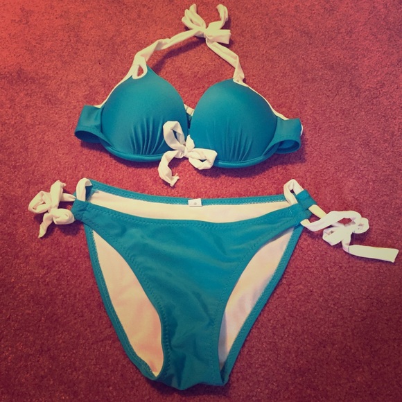 Bathing suit