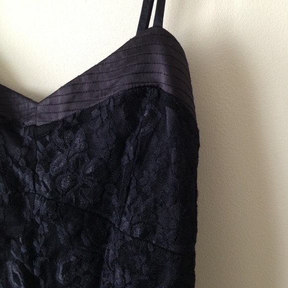 Black floral lace top from express (small) - Picture 2 of 3
