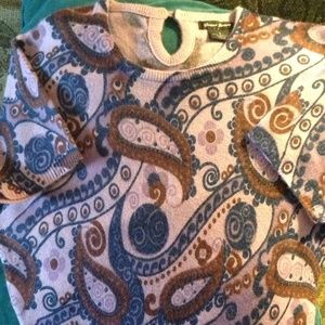 Guess short sleeve sweater top