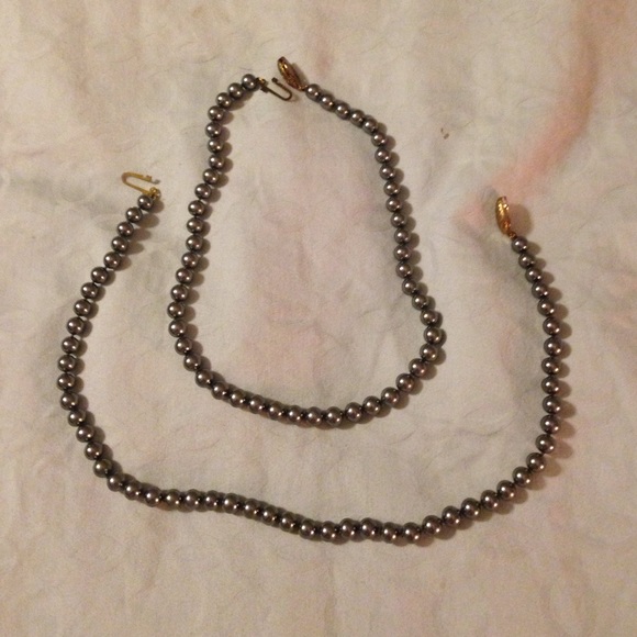💢💢SOLD💢💢Black Mallorca pearls.