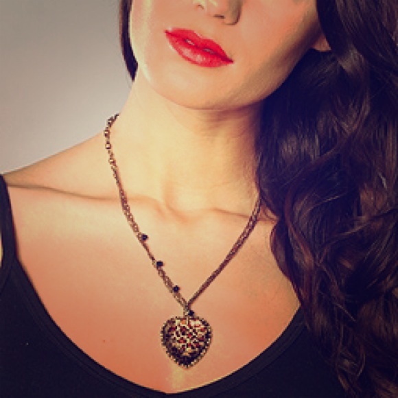 Betsey Johnson necklace!