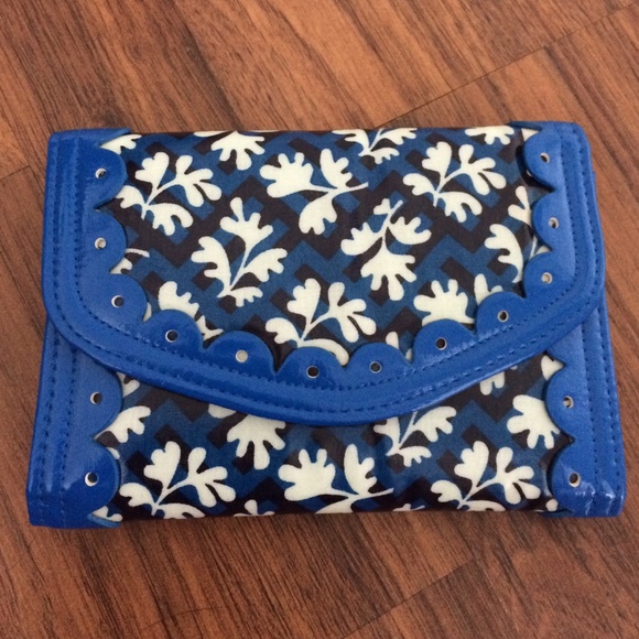 Vera Bradley Wallet