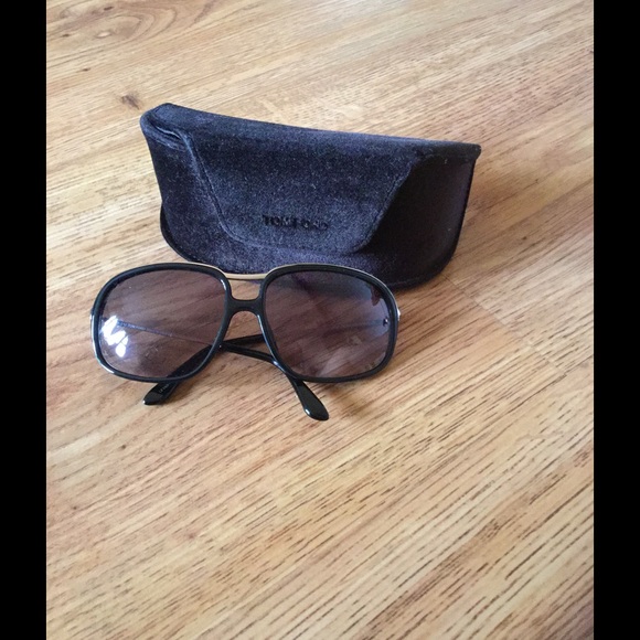24 Hr Sale Tom Ford Sunglasses