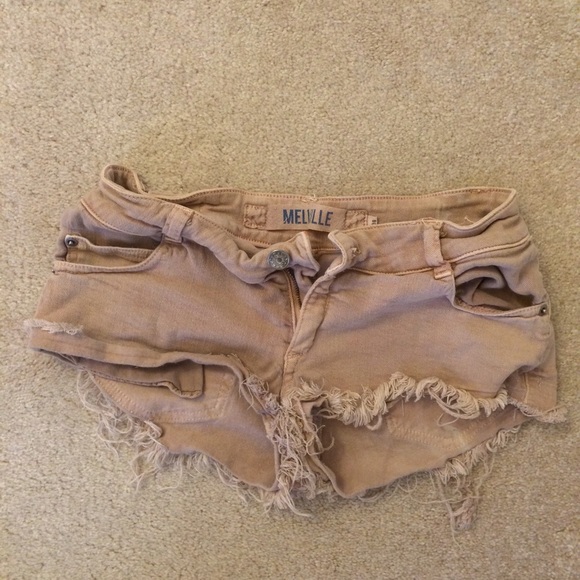 BRANDY MELVILLE SHORTS