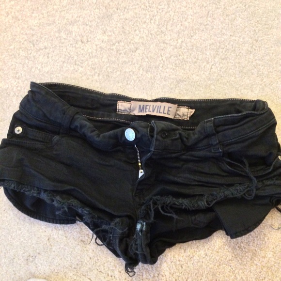 Brandy Melville black short