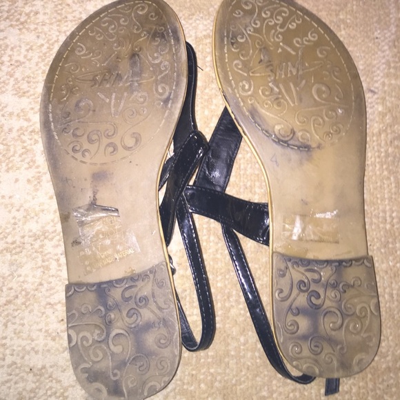 Cute Black Sandals - Picture 3 of 4