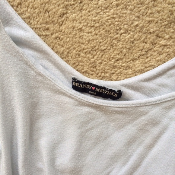 BRANDY MELVILLE TANK TOP - Picture 2 of 3