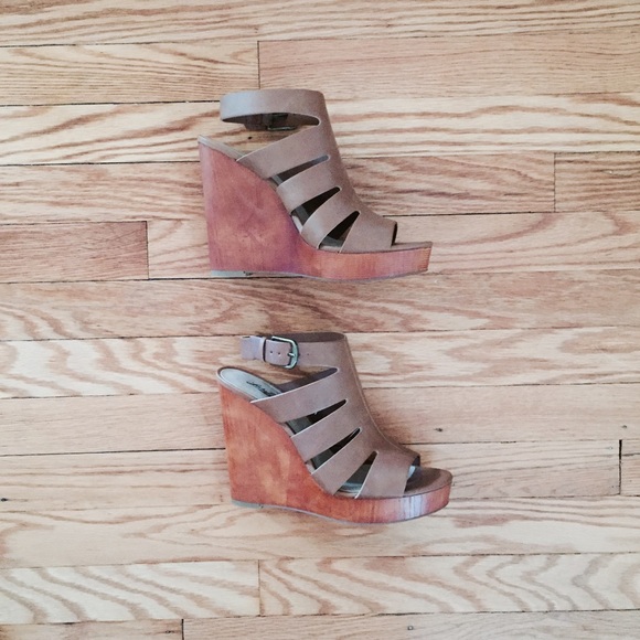 Lucky brand wedges