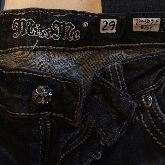 Gently used Miss Me Jeans - Picture 4 of 4