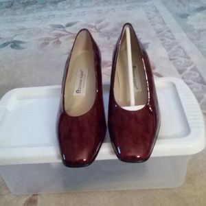 Etienne Aigner SARAH