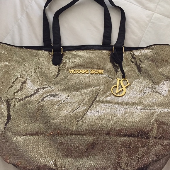 VS all hold sequence tote bag