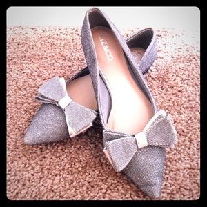 Liz &Co Pointy Flats