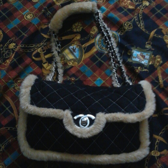chanel shearling flap bag