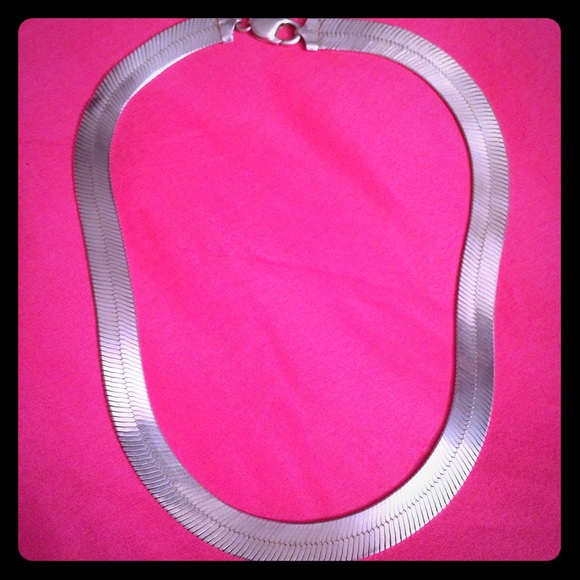 Pre-owned Herring bone  sterling silver necklace