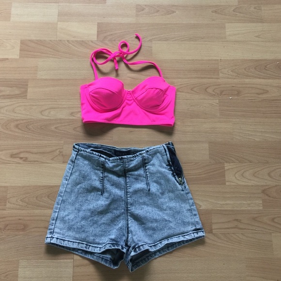 ❌❌SOLD❌Pink bustier bathing suit top