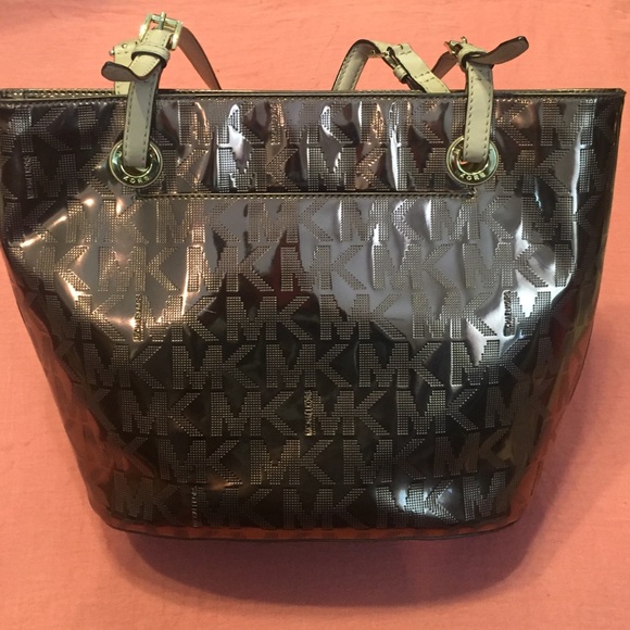 MICHAEL KORS TOTE - Picture 2 of 4