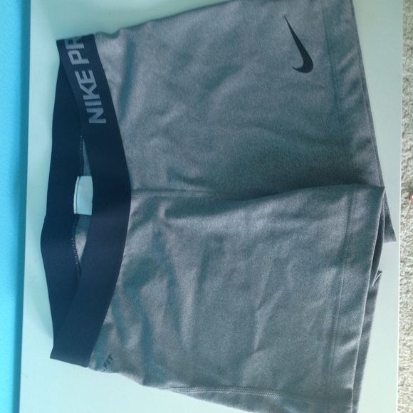 Brand new Nike pro grey spandex