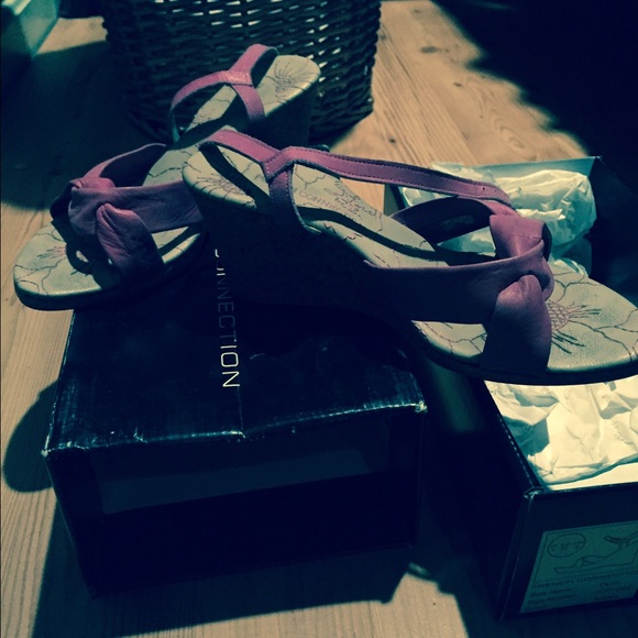 French connection wedges