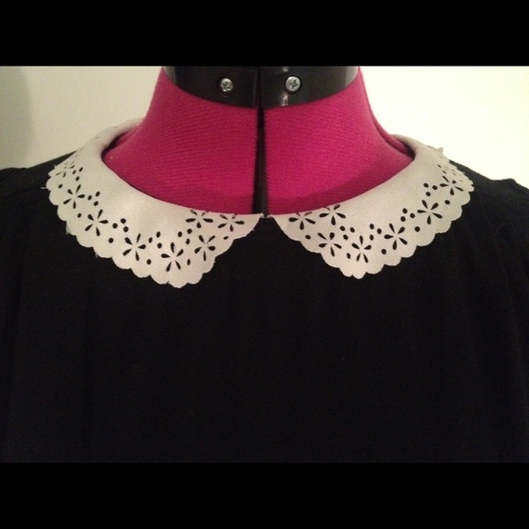 Urban Outfitters Collared Bouse - Picture 2 of 4