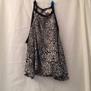 Pacsun Black and White top