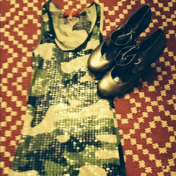 Camo sequin tank