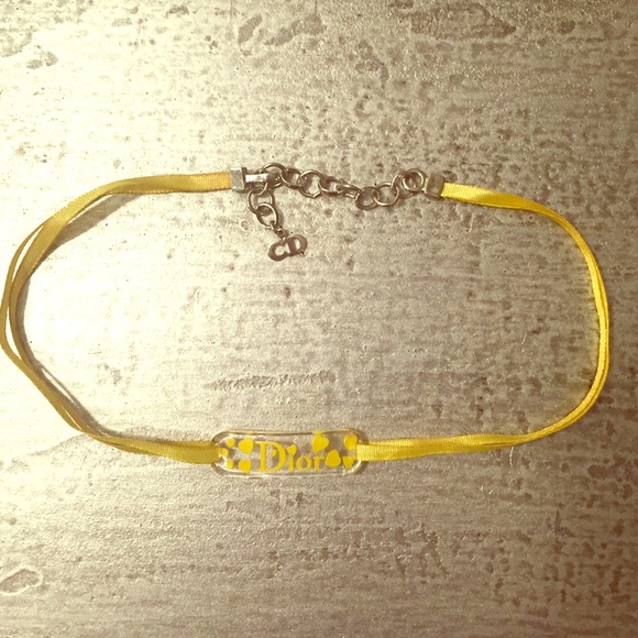 Dior yellow chocker necklace