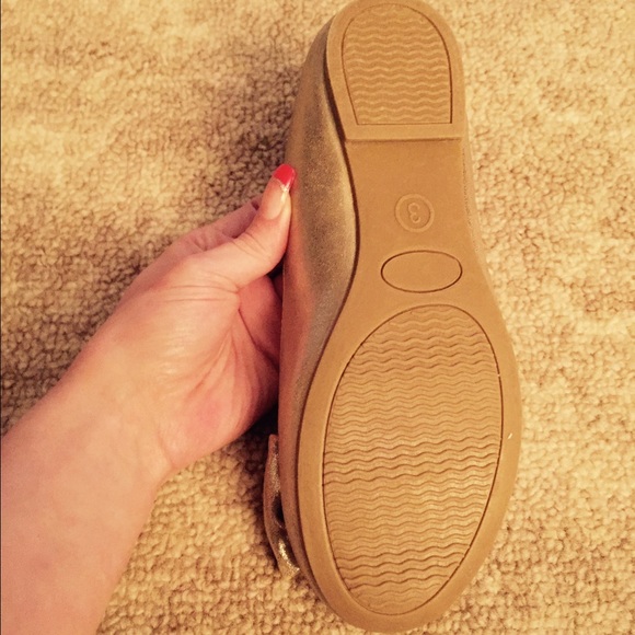 Cherokee gold ballet flats! Never worn! - Picture 4 of 4