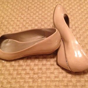 Alfani Step-n-Flex nude wedge