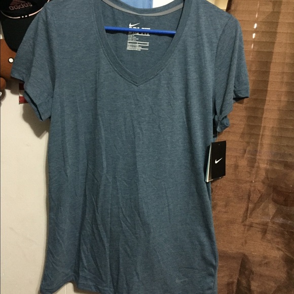 SOLD!Nike workout top