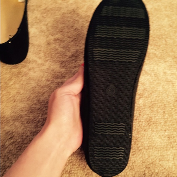 Mossimo Supply Co! Black flats! Never worn! - Picture 3 of 4