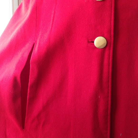 v i n t a g e  c a p e - Picture 3 of 3