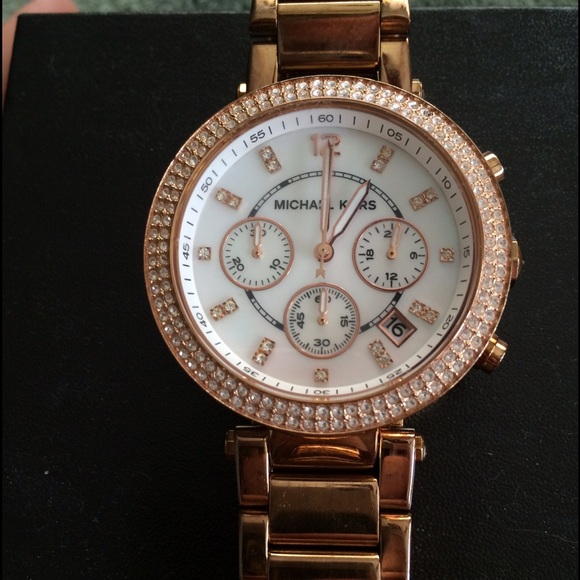 Michael Kors rose gold watch