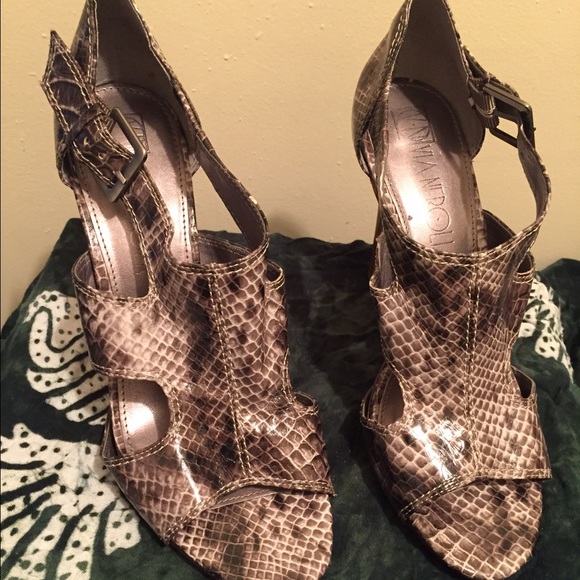 Ladies Shoes