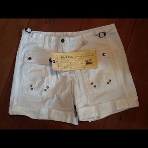 Da Nang shorts - cream size small