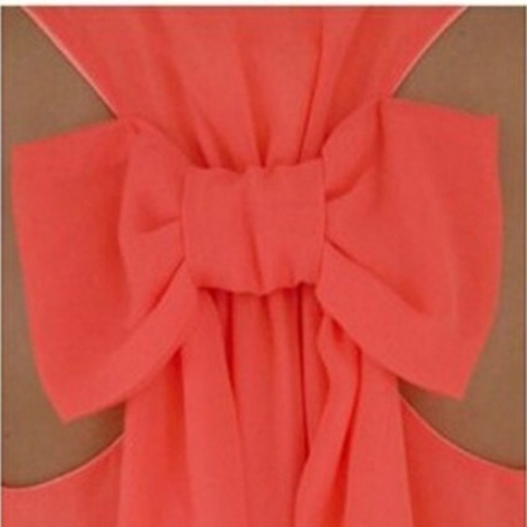 📦SOLD📦 Orange Bow-Back Dress size Small - Picture 3 of 3