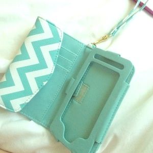 BRAND NEW iPhone Wallet Clutch