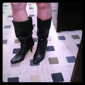 White mountain black boots