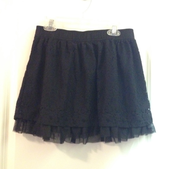 black lace skirt - Picture 1 of 4