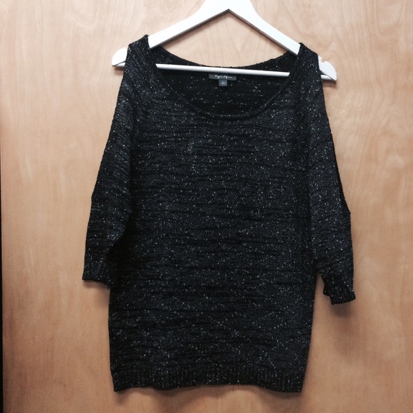 Byer California sexy shoulder baring top