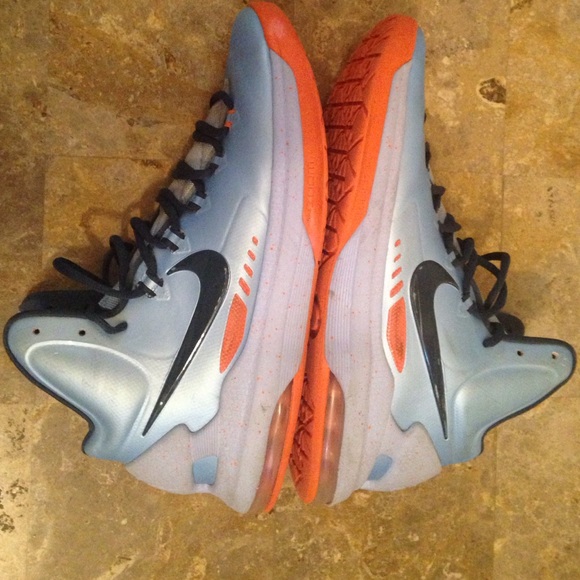 KD V - Picture 4 of 4