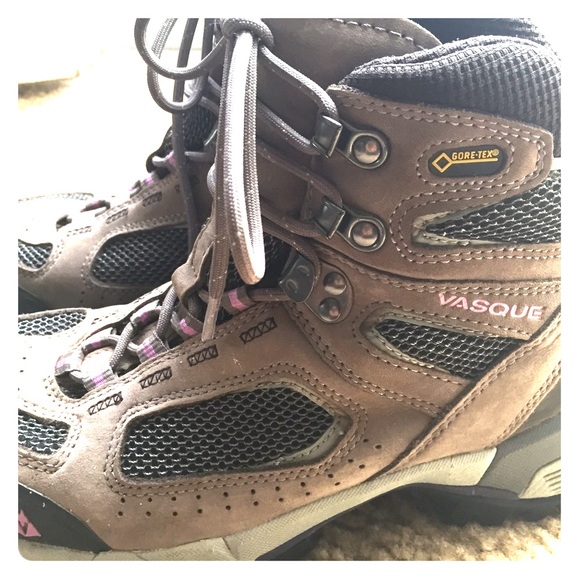 Vasque size 8w hiking boots! Like new