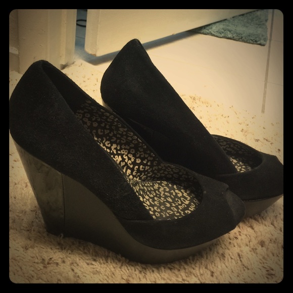 Black Jessica Simpson  wedge heels