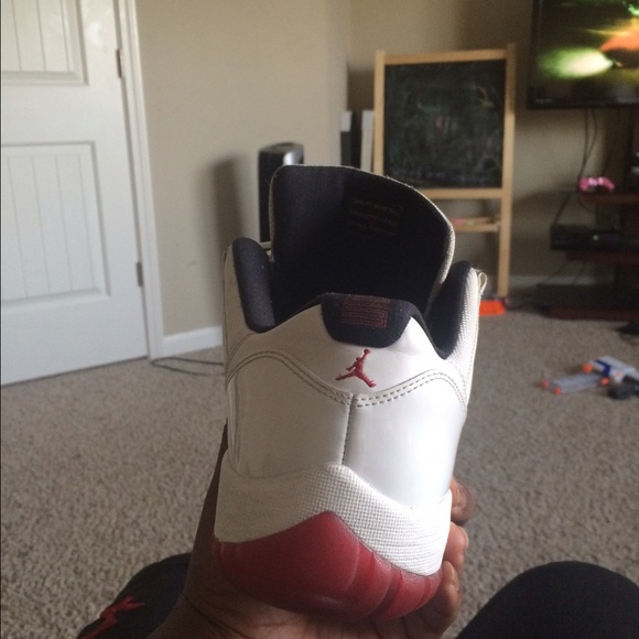 Cherry 11 - Picture 3 of 4