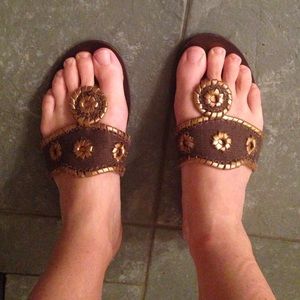 Jack Rogers brown/bronze flip flops! Sz 7.5