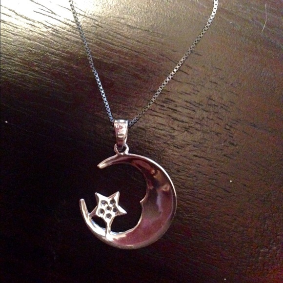 Silver Moon & Star Necklace - Picture 4 of 4