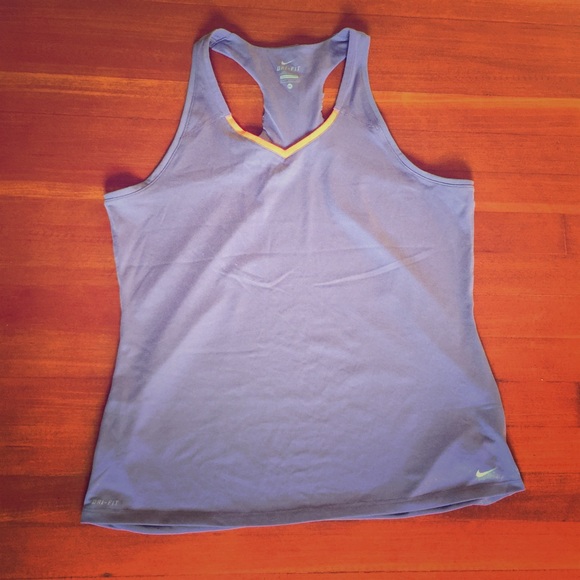 Nike Tops - ⬇️ Purple Nike Racerback