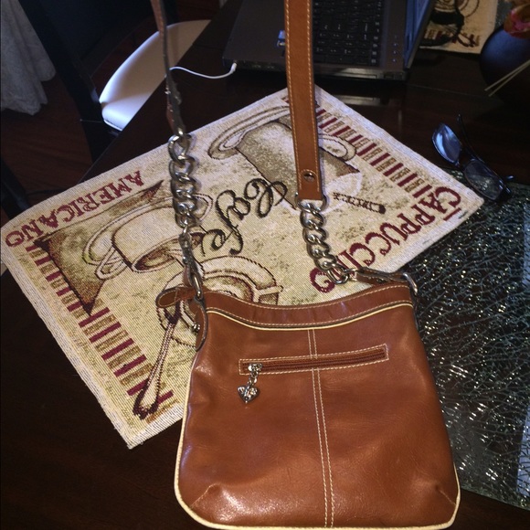 Crossbody purse