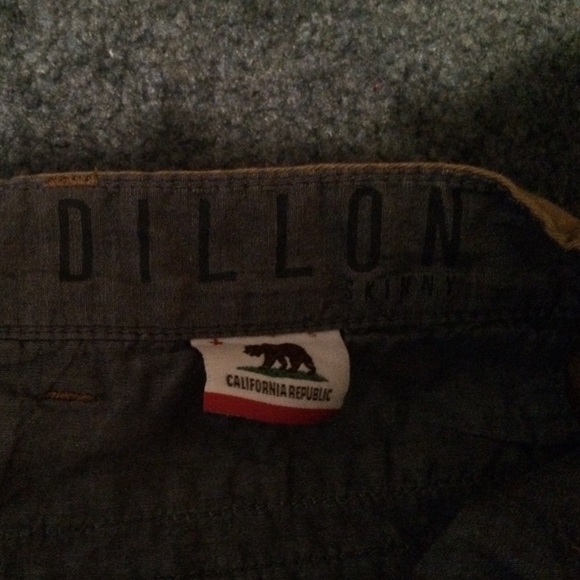 28x30 khaki pants from pac-sun - Picture 4 of 4