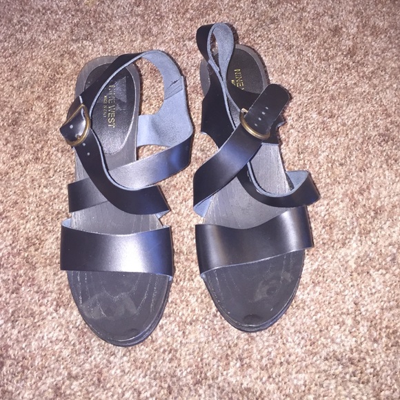 Nine West Black wedges