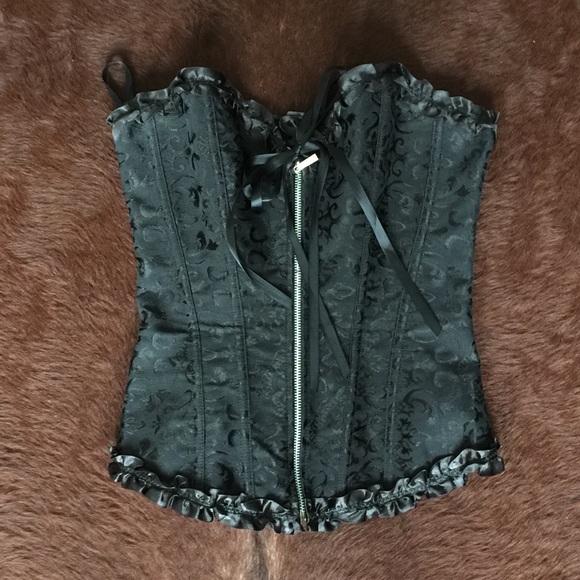 ❌❌SOLD❌❌Black bustier corset top lingerie - Picture 2 of 4